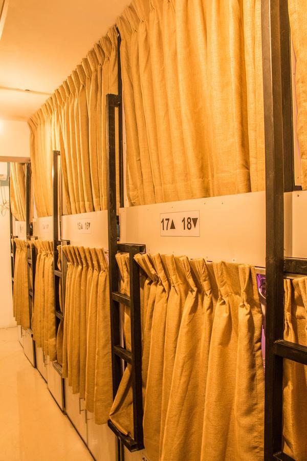 Bunk Planet Hotel Kandy Kültér fotó