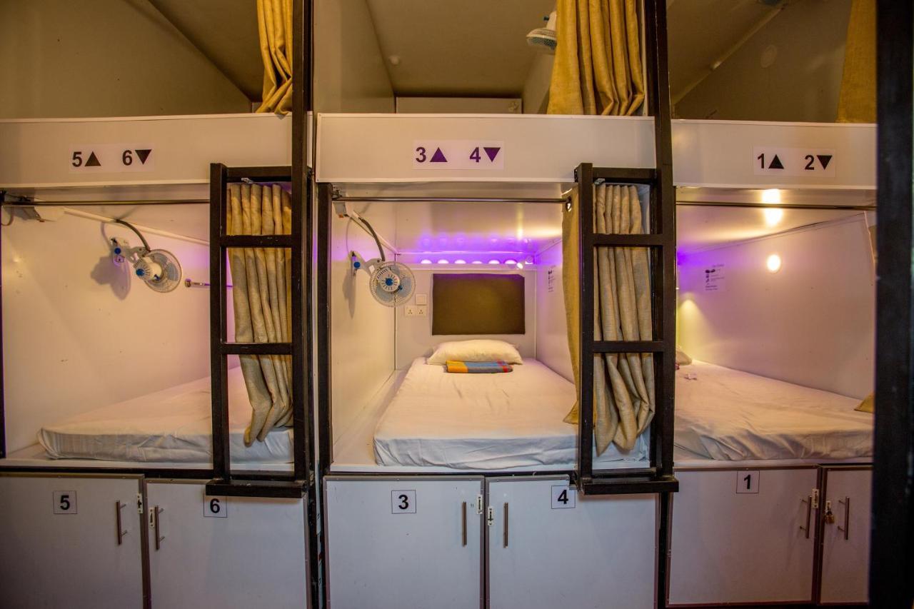 Bunk Planet Hotel Kandy Kültér fotó