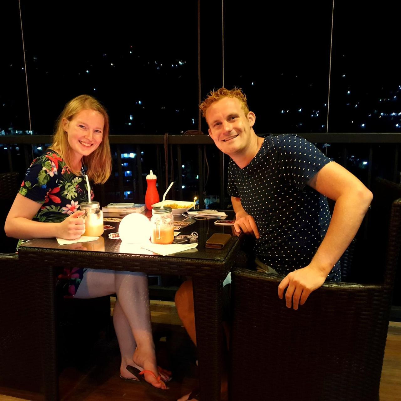Bunk Planet Hotel Kandy Kültér fotó