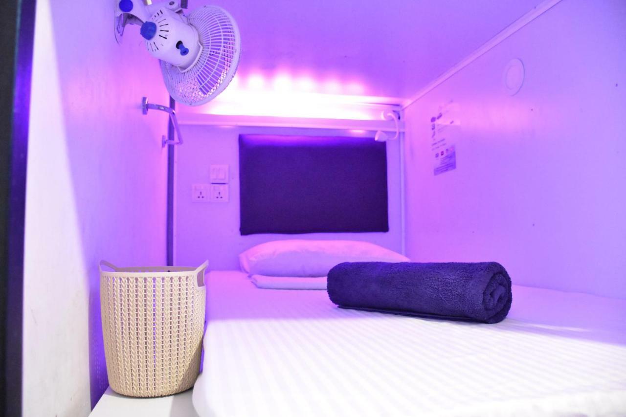 Bunk Planet Hotel Kandy Kültér fotó
